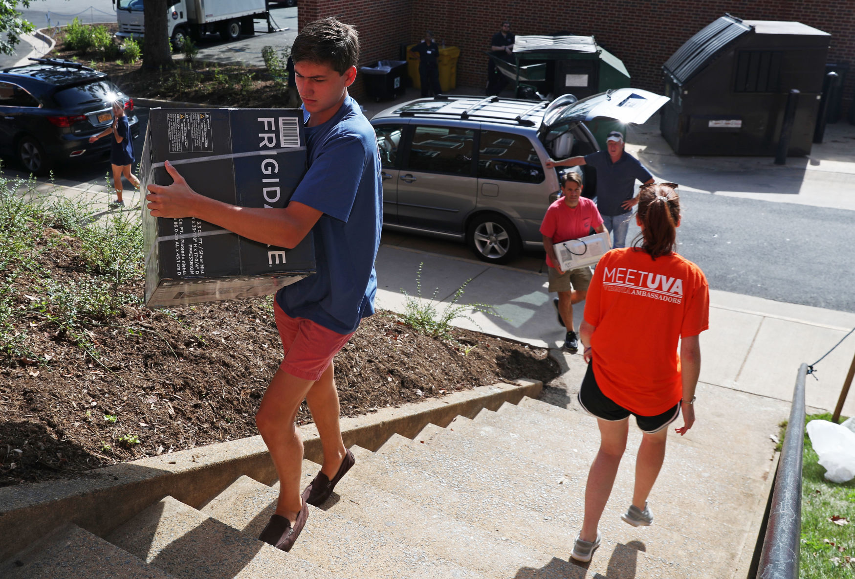 CDP 0825 Move in 294.JPG